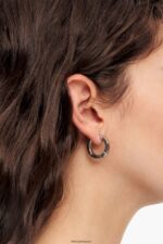 アクセサリー Bimba Y Lola ロゴフープイヤリング ダークシルバーとマルチカラー 6BZ0X0717 - 画像 (2)
