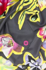 アクセサリー Bimba Y Lola 濃い花柄のスカーフ グレー 6BZ0X0604 - 画像 (3)